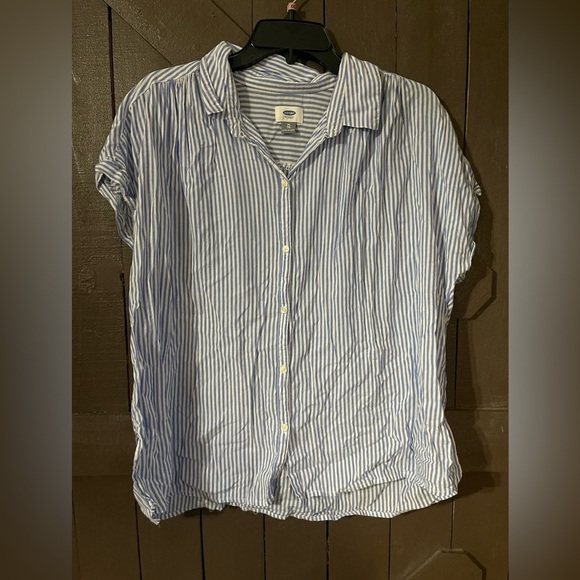 Old Navy Tops - OLD NAVY - button up blouse